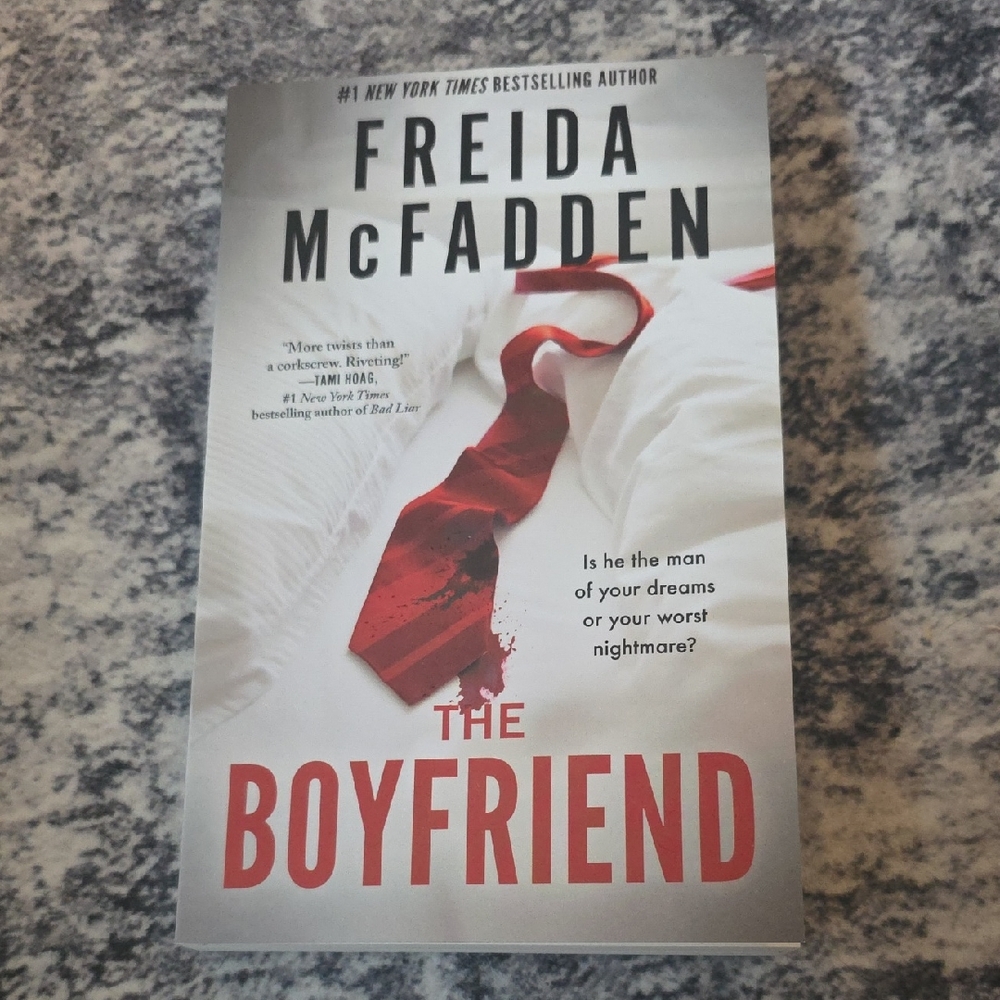 The Boyfriend by Freida McFadden Book